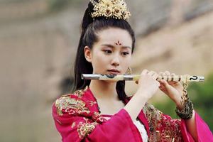 女神刘诗诗担任《仙变2》代言人